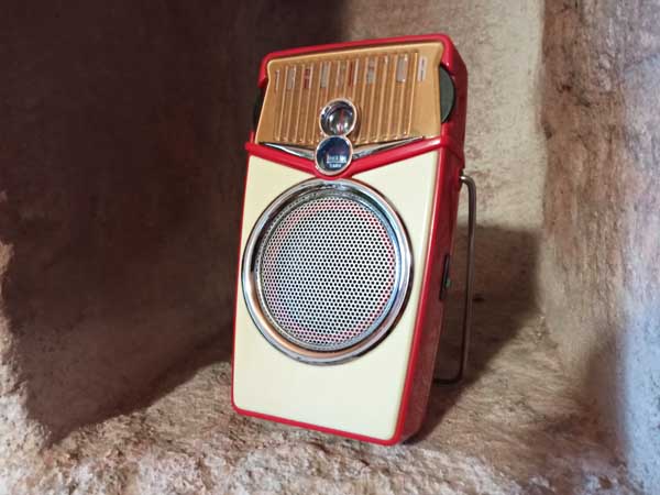 transistor radio Beach Boy