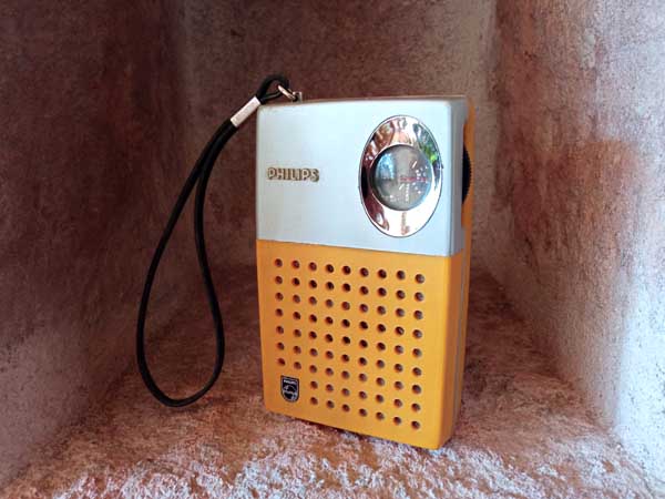 philips 90LR023 pocket radio